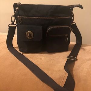 Baggallini black crossbody bag